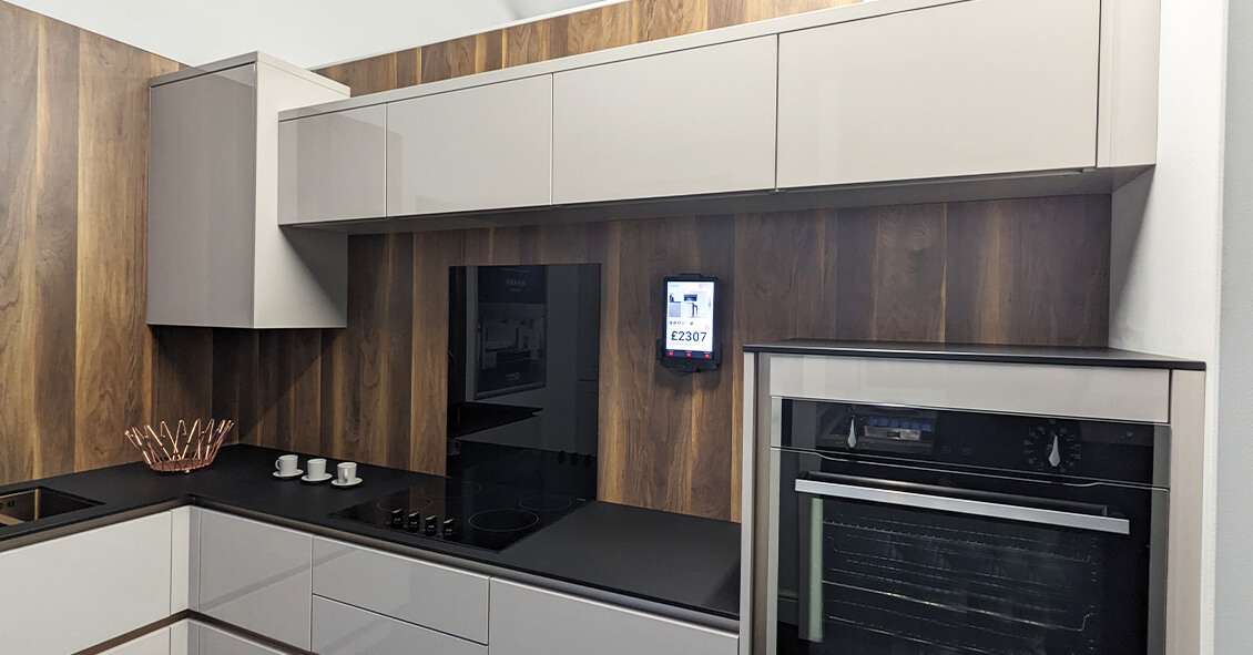 Ruin of Bridging Units over Hob and Midi Oven Unit in Better Kitchens